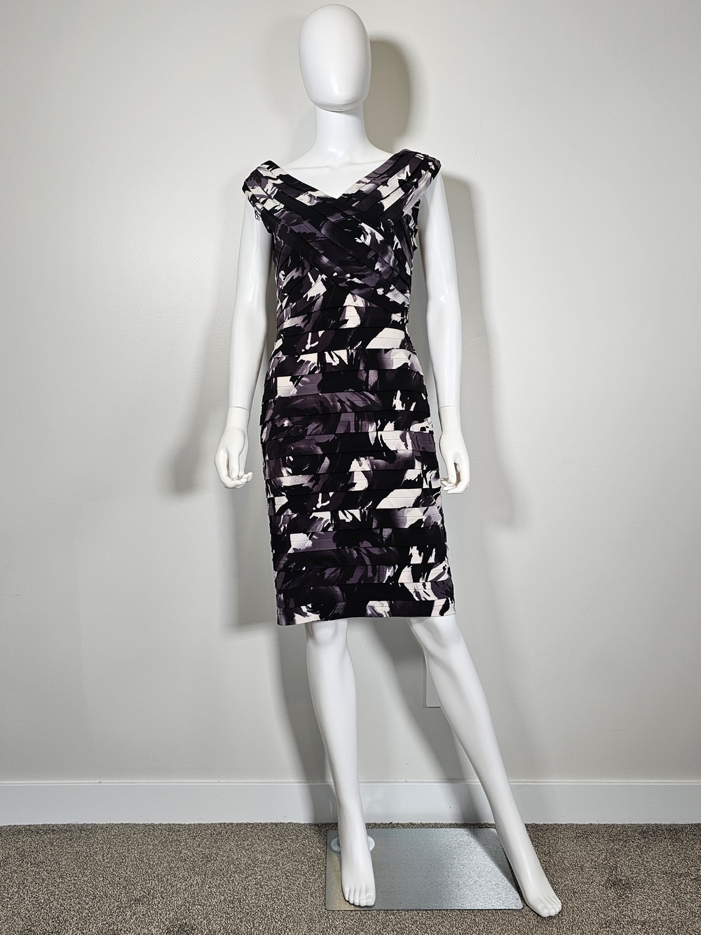 Adrianna Papell Black and Grey Abstract Sheath Midi Dress Sz 10